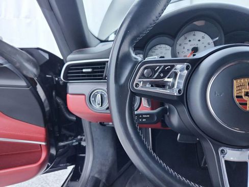 Used 2018 Porsche 911 Carrera 4 GTS image 29