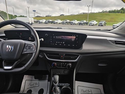 Used 2024 Buick Encore GX Sport Touring image 31