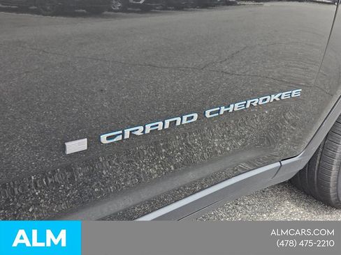 Used 2024 Jeep Grand Cherokee Limited 4xe AWD/4WD image 16