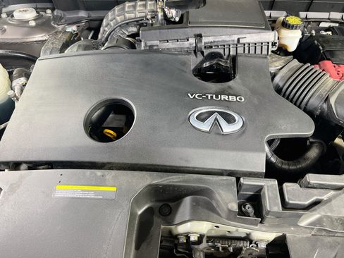 Used 2019 INFINITI QX50 Luxe AWD/4WD image 29