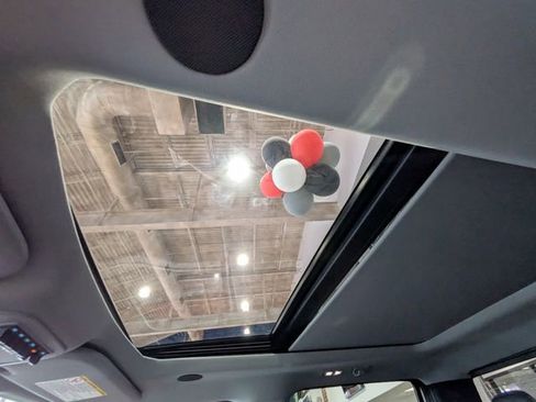 New 2026 Ford F250 Lariat w/ Black Appearance Package image 24