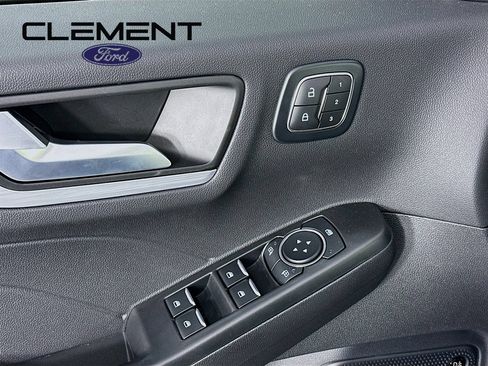 New 2025 Ford Escape Platinum w/ Premium Technology Package AWD/4WD image 24