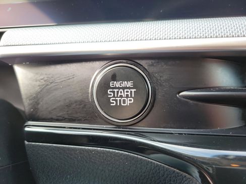 Used 2025 Kia K5 LXS image 32