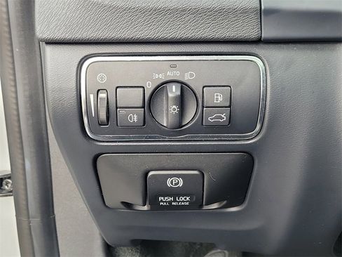 Used 2014 Volvo S60 T5 image 21