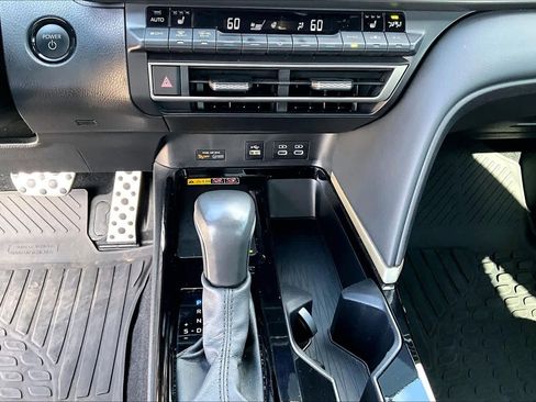 Used 2025 Toyota Camry XSE FWD image 30