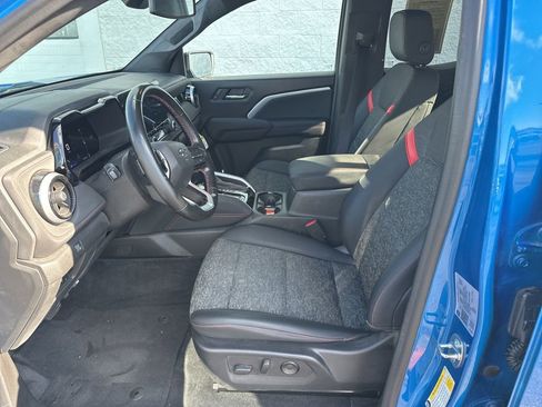 Used 2023 Chevrolet Colorado Z71 w/ Z71 Convenience Package 2 image 10