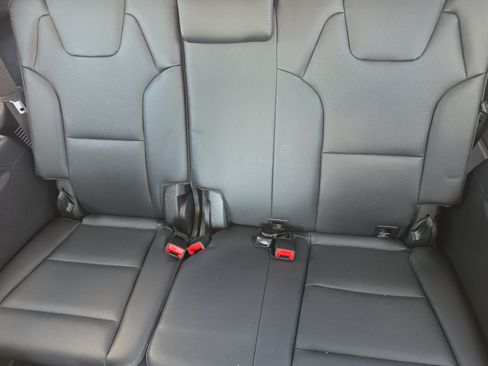 Certified 2025 Kia Telluride SX w/ SX Captain's Chair Package FWD image 18
