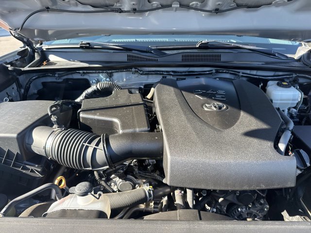 Used 2019 Toyota Tacoma TRD Off-Road AWD/4WD image 30