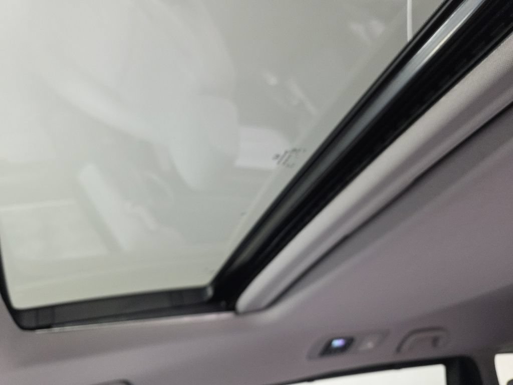 Used 2023 Honda Odyssey EX-L image 25