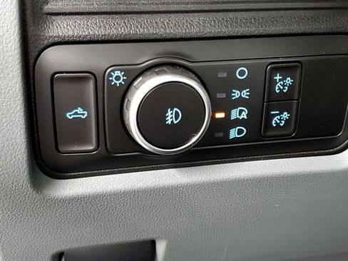 New 2026 Ford F350 XL w/ XL Chrome Package image 28