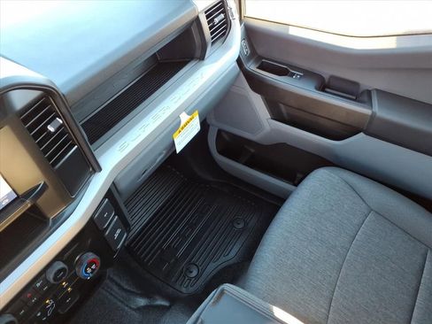 New 2026 Ford F250 XL image 19