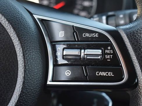 Used 2023 Kia Seltos LX image 24