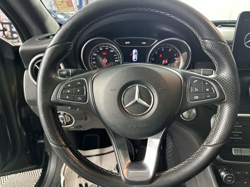 Used 2018 Mercedes-Benz CLA 250 image 14