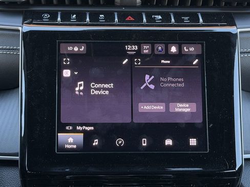 New 2025 Jeep Grand Cherokee L Altitude RWD image 14