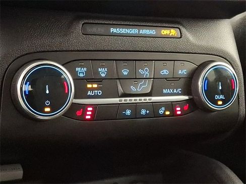 Used 2023 Ford Escape Active image 17