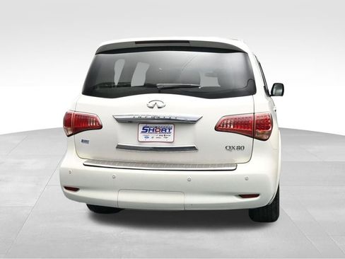 Used 2014 INFINITI QX80 4WD w/ Theater Package image 4