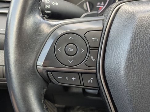 Used 2024 Toyota Camry SE FWD image 19