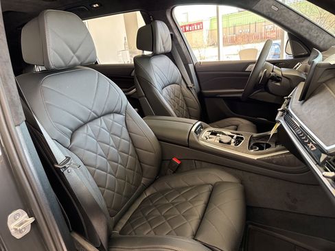 New 2026 BMW X7 xDrive40i image 59