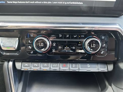Certified 2025 GMC Sierra 1500 Denali Ultimate AWD/4WD image 19