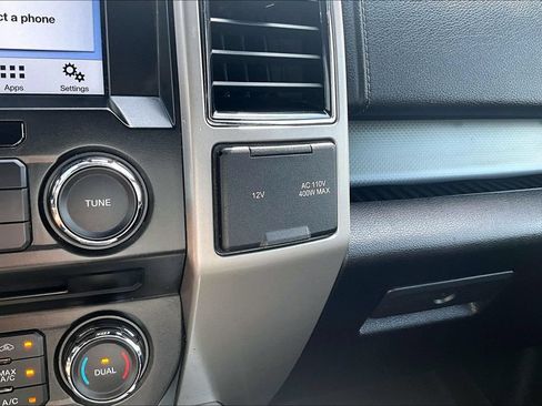 Used 2017 Ford F150 Lariat AWD/4WD image 29