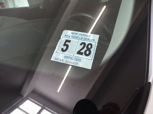 Certified 2022 Buick Envision Preferred image 25