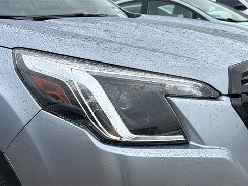 Used 2023 Subaru Forester Sport image 9