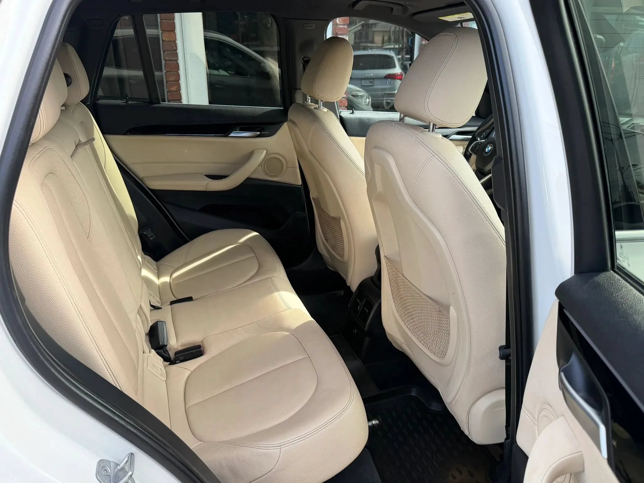 Used 2018 BMW X1 xDrive28i AWD/4WD image 15