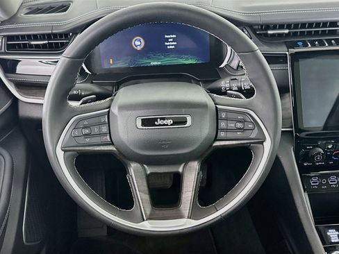 Used 2022 Jeep Grand Cherokee Limited 4xe AWD/4WD image 18