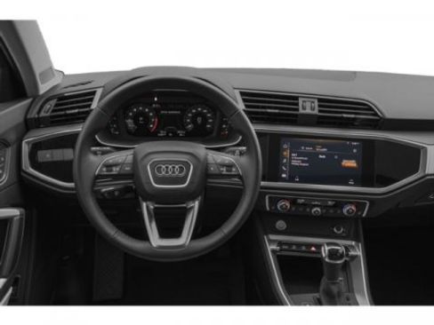 Used 2020 Audi Q3 2.0T Premium image 7