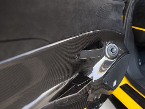Used 2020 Ferrari 488 Pista Spider RWD image 46