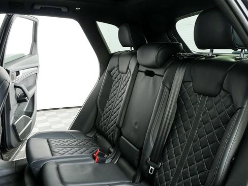 Used 2023 Audi SQ5 Prestige w/ Prestige Package image 21