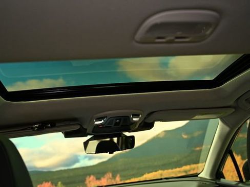 Used 2025 Subaru Outback Touring XT w/ Popular Package #2 image 56