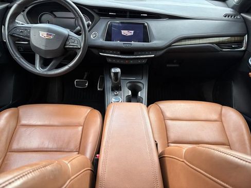 Used 2019 Cadillac XT4 Sport AWD/4WD image 10