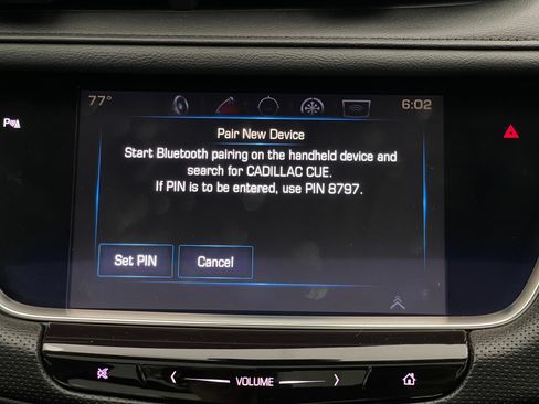 Used 2017 Cadillac XT5 Luxury w/ Driver Awareness Package AWD/4WD image 25