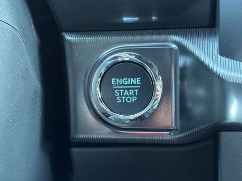 New 2025 Ford F150 Lariat w/ Equipment Group 501A Mid image 21