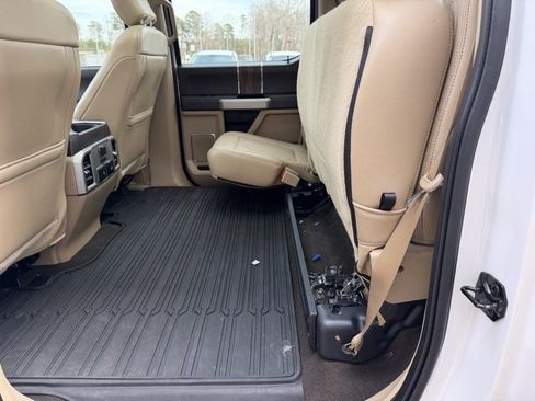 Used 2019 Ford F150 Lariat w/ Equipment Group 502A Luxury image 16