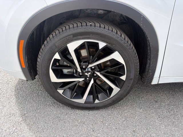 Used 2024 Mitsubishi Outlander SEL AWD/4WD image 13