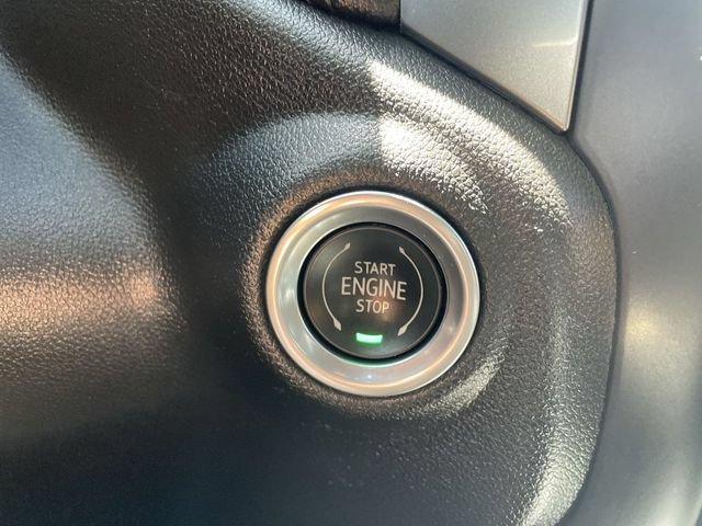 Used 2022 Chevrolet Silverado 1500 RST w/ LPO, Blackout Package AWD/4WD image 16