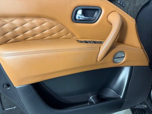 Used 2021 INFINITI QX80 Sensory w/ All-Season Package RWD image 25
