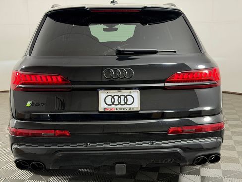Used 2023 Audi SQ7 Prestige w/ Prestige Package AWD/4WD image 10
