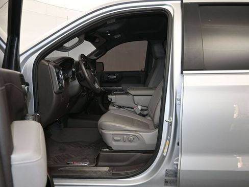 Used 2020 Chevrolet Silverado 1500 LTZ AWD/4WD image 21