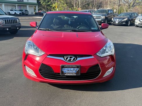 Used 2016 Hyundai Veloster w/ Option Group 02 FWD image 3