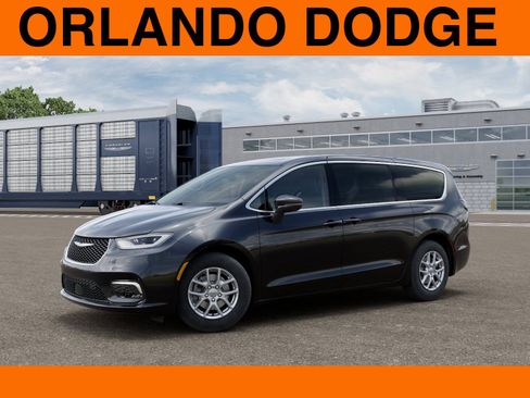 New 2026 Chrysler Pacifica Select image 2