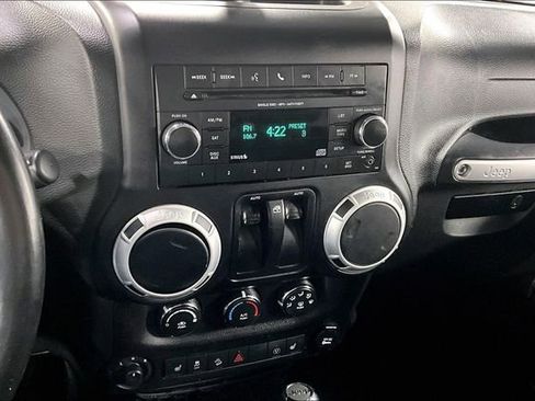 Used 2014 Jeep Wrangler Sahara w/ Connectivity Group AWD/4WD image 4