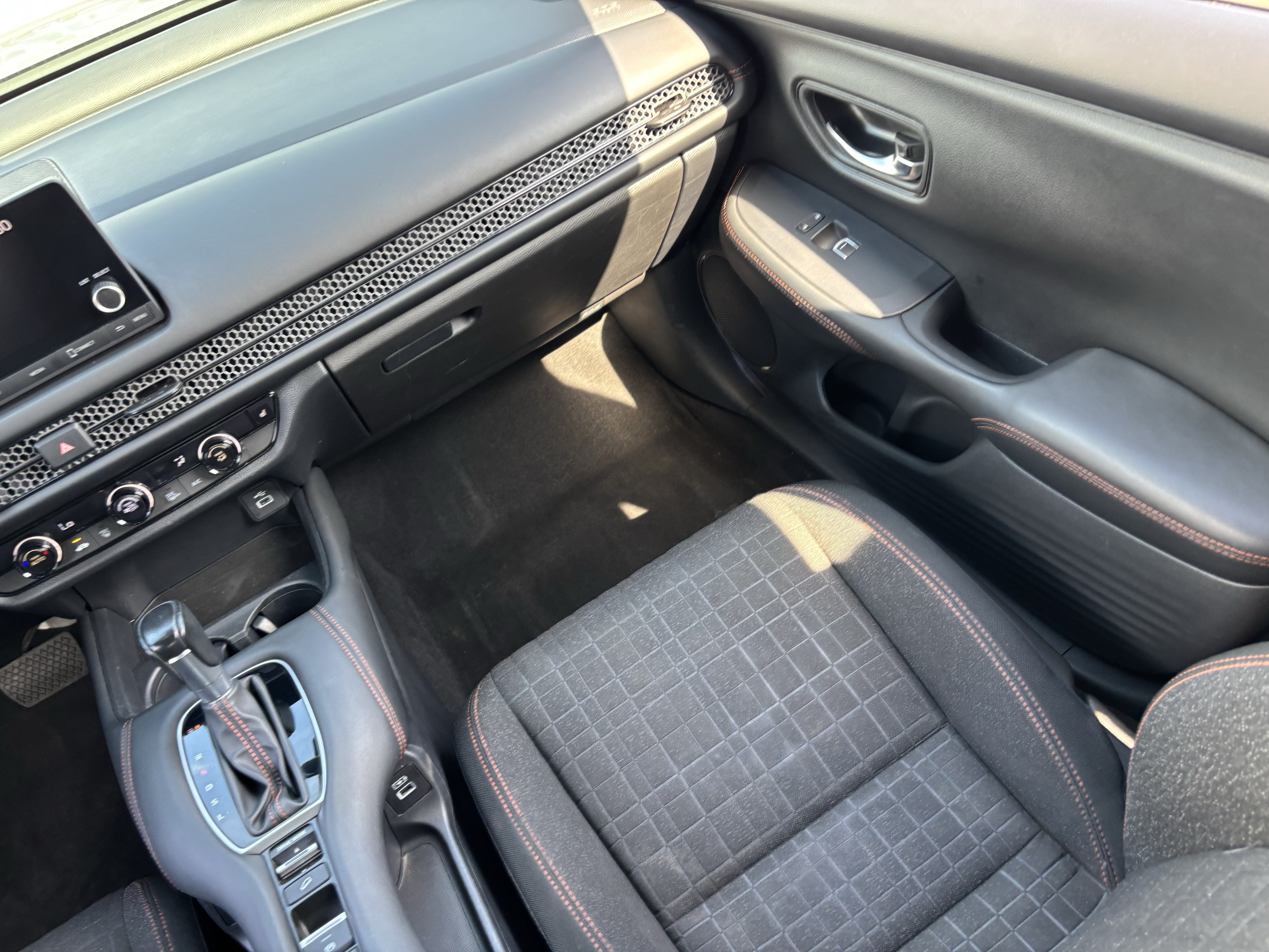 Used 2023 Honda HR-V Sport image 15