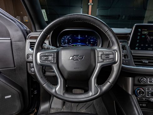 Used 2023 Chevrolet Tahoe Z71 w/ Luxury Package image 19