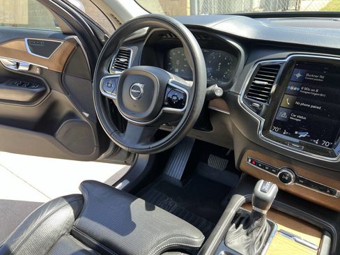 Used 2016 Volvo XC90 T6 Inscription w/ Vision Package image 30