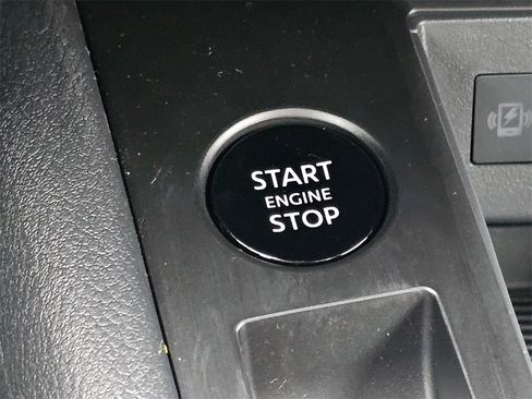 New 2026 Nissan Kicks SV image 18