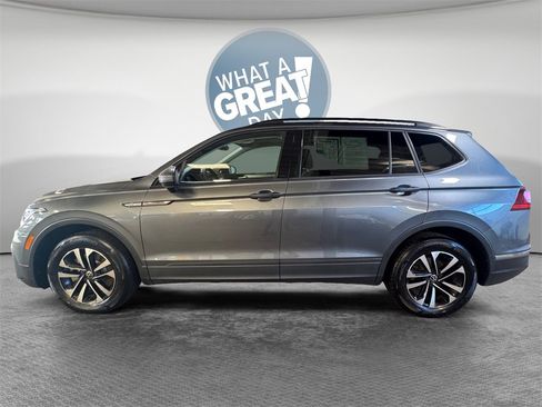 Used 2023 Volkswagen Tiguan S image 7