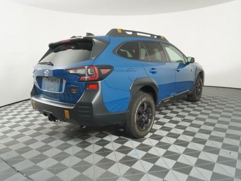 Certified 2025 Subaru Outback Wilderness AWD/4WD image 7